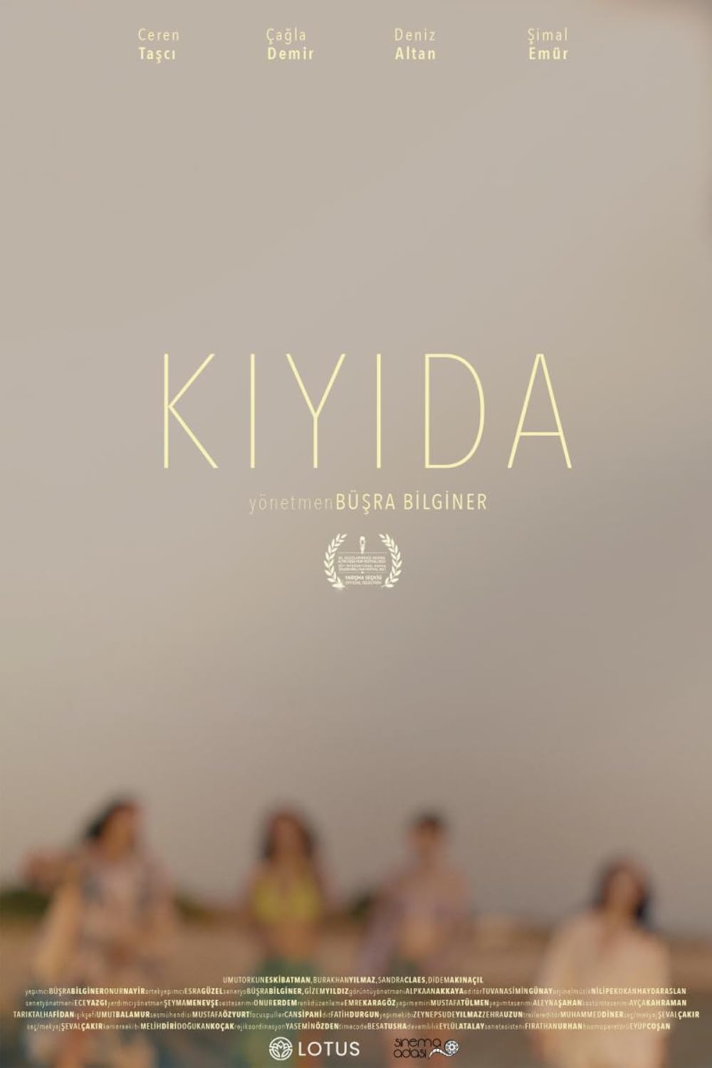 Kıyıda izle